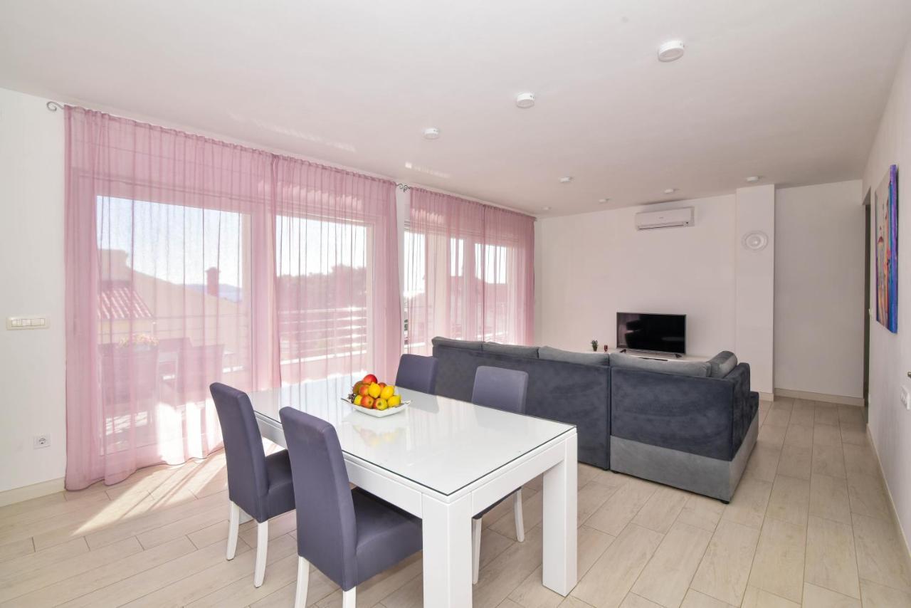 Apartment Deluxe Villa Carlotta Zadar Exterior photo